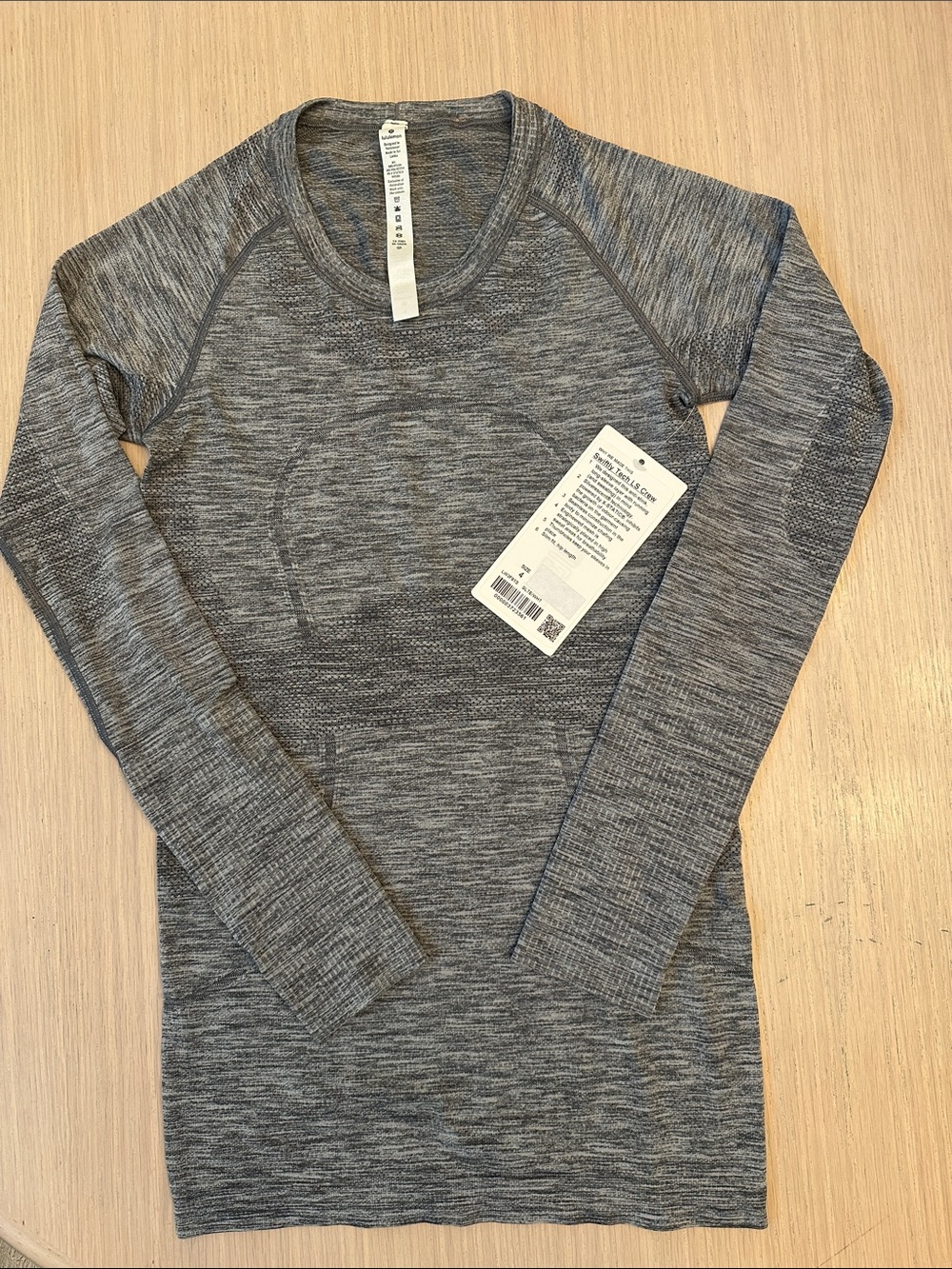 NWT lululemon Swiftly LS Heathered Gray Seamless Crew Neck size 4